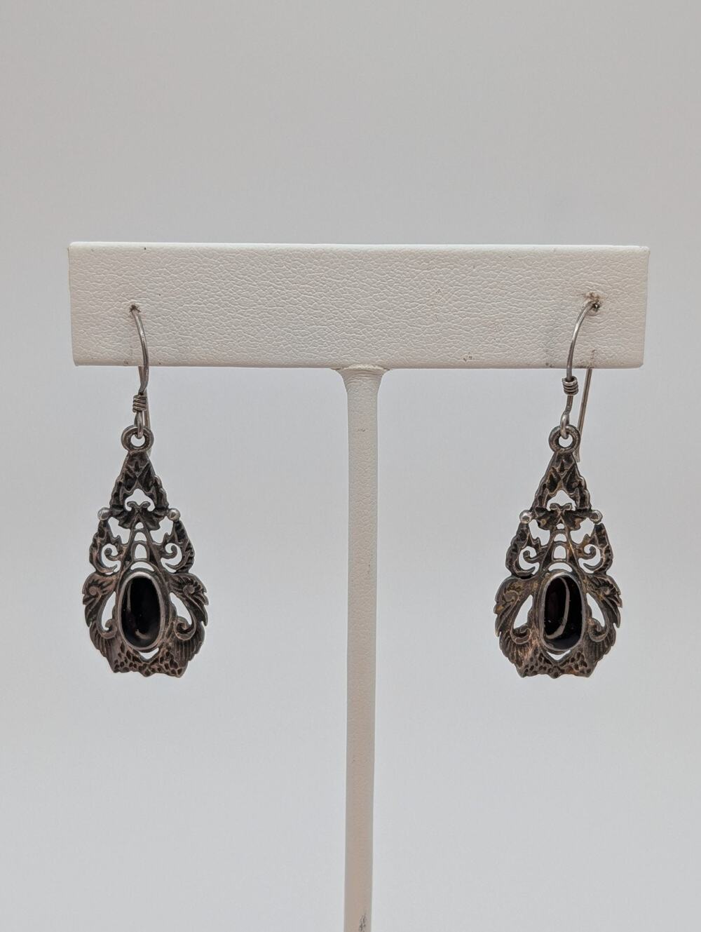 Vintage Sterling Silver 925 Filigree And Black Onyx Earrings